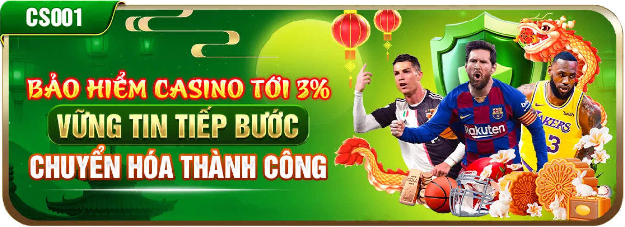 Người đàn ông vui vẻ truy cập Happy66 link vào trên điện thoại